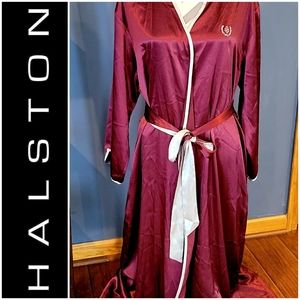 Beautiful Halston Robe